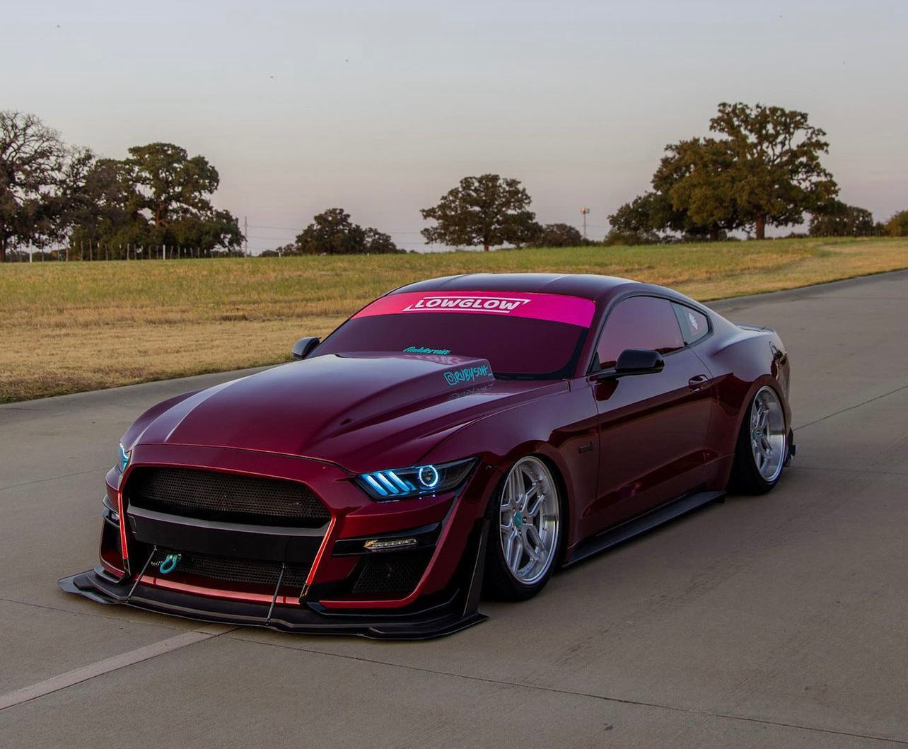Windshield Banners